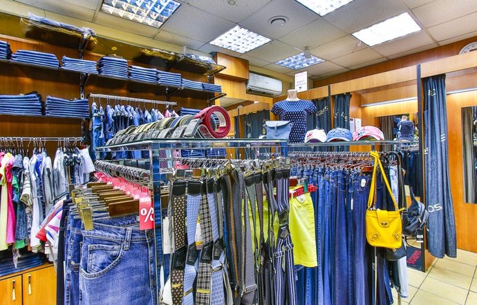 Фото магазина для детей Jeans на ул. Большая Октябрьская Фотография детского магазина Jeans на ул. Большая Октябрьская