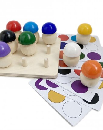 Деревянная игрушка Эврилэнд Игры Монтессори. Развивающая игрушка-сортер с карточками Грибочки на подставке (9 цветов)