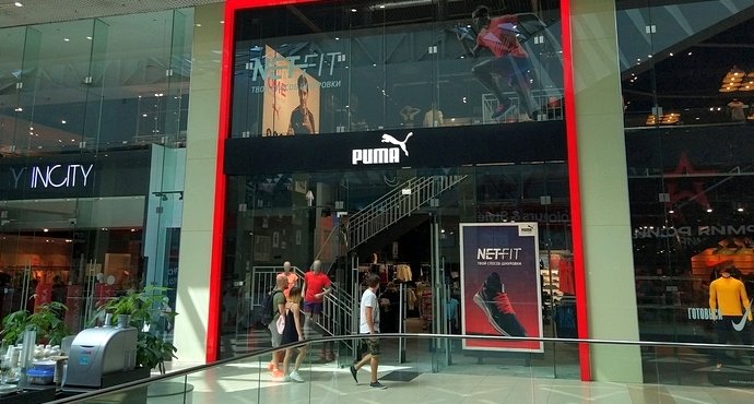 Фото магазина для детей PUMA Фотография детского магазина PUMA