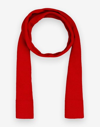 Миниатюра фотографии Красный вязаный шарф gulliver