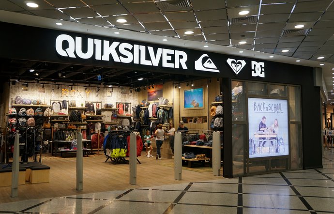 Фото магазина для детей Quiksilver Фотография детского магазина Quiksilver