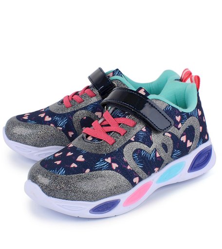 Кроссовки Antilopa