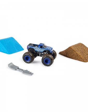 Monster Jam Игровой набор с машинкой Мегалодона и кинетическим песком